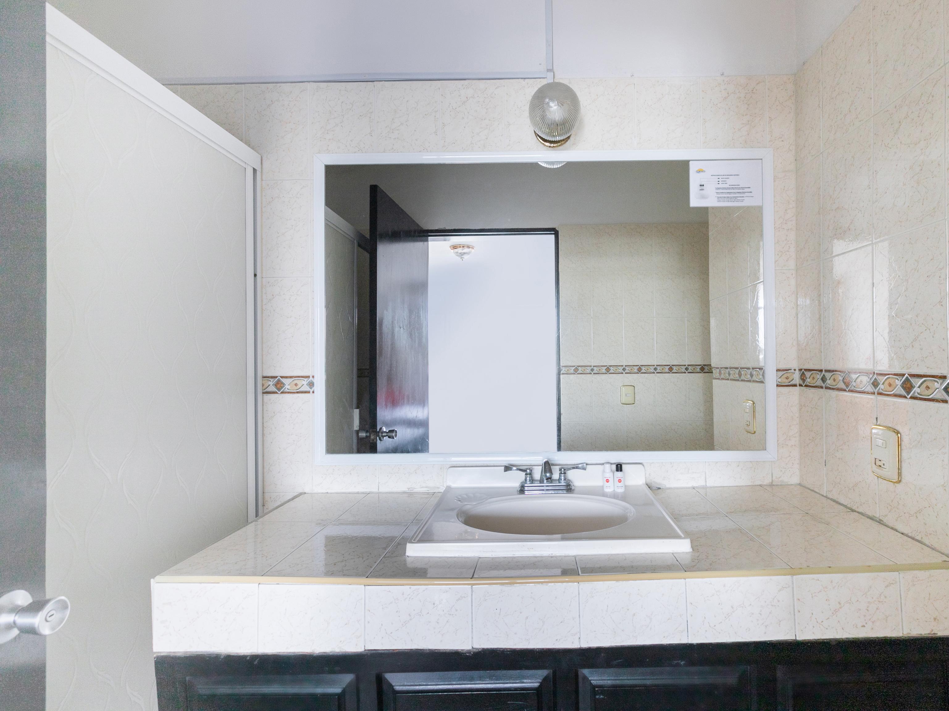 Capital O Zona Dorada Inn, 마사틀란 외부 사진