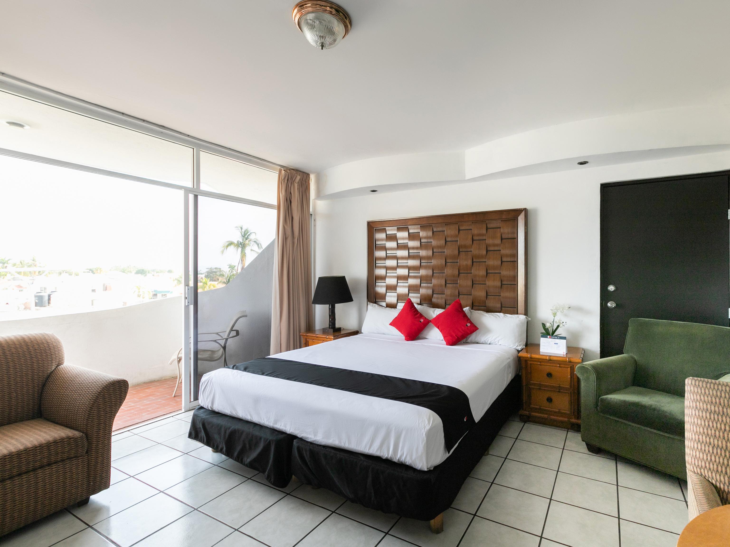Capital O Zona Dorada Inn, 마사틀란 외부 사진
