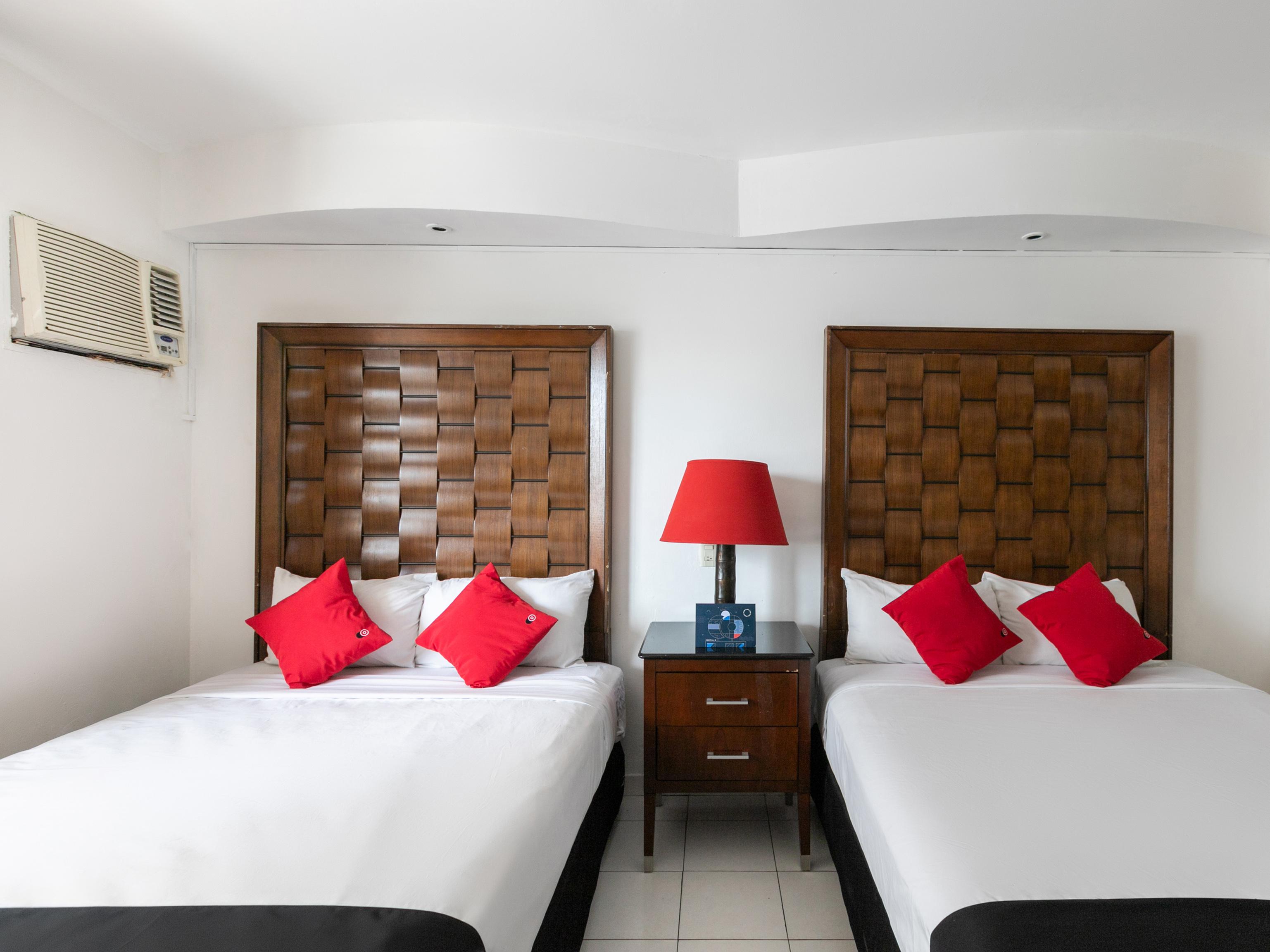 Capital O Zona Dorada Inn, 마사틀란 외부 사진