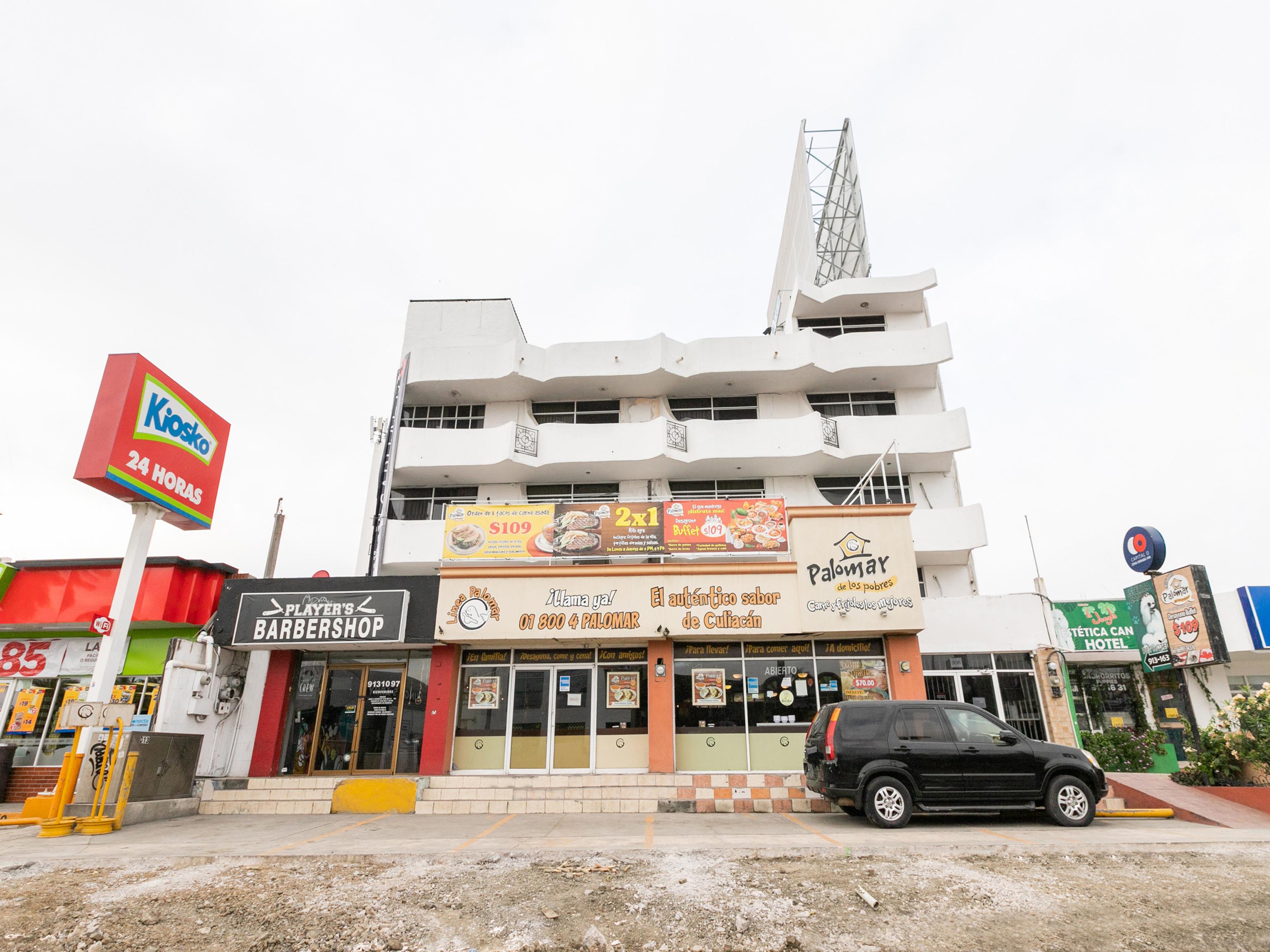 Capital O Zona Dorada Inn, 마사틀란 외부 사진