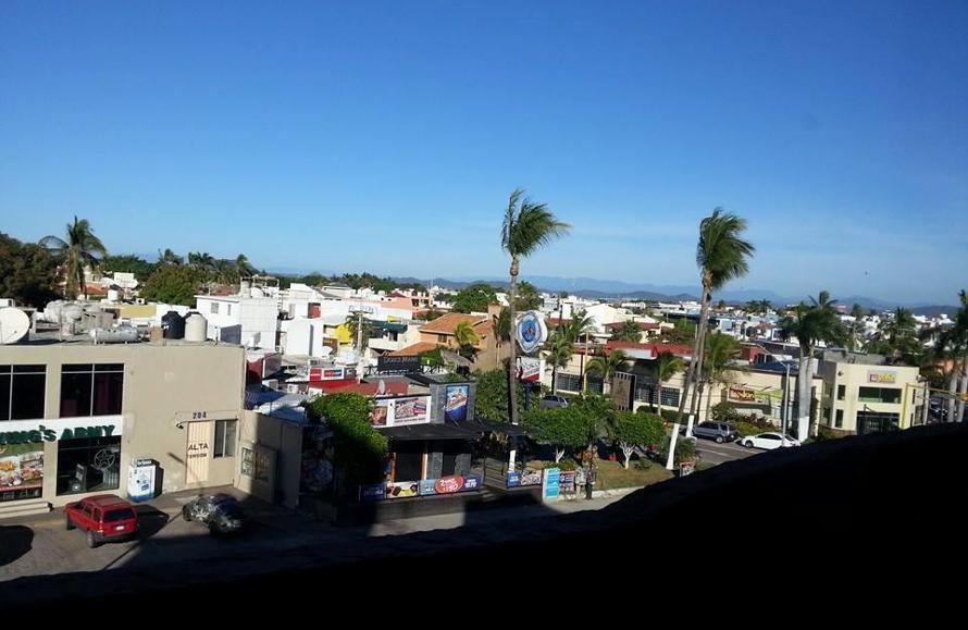 Capital O Zona Dorada Inn, 마사틀란 외부 사진